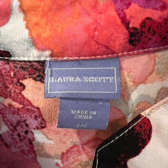 🐻Size S - Laura Scott - Pink and Floral Roll Sleeve Button-Down Blouse - Picture 2 of 6